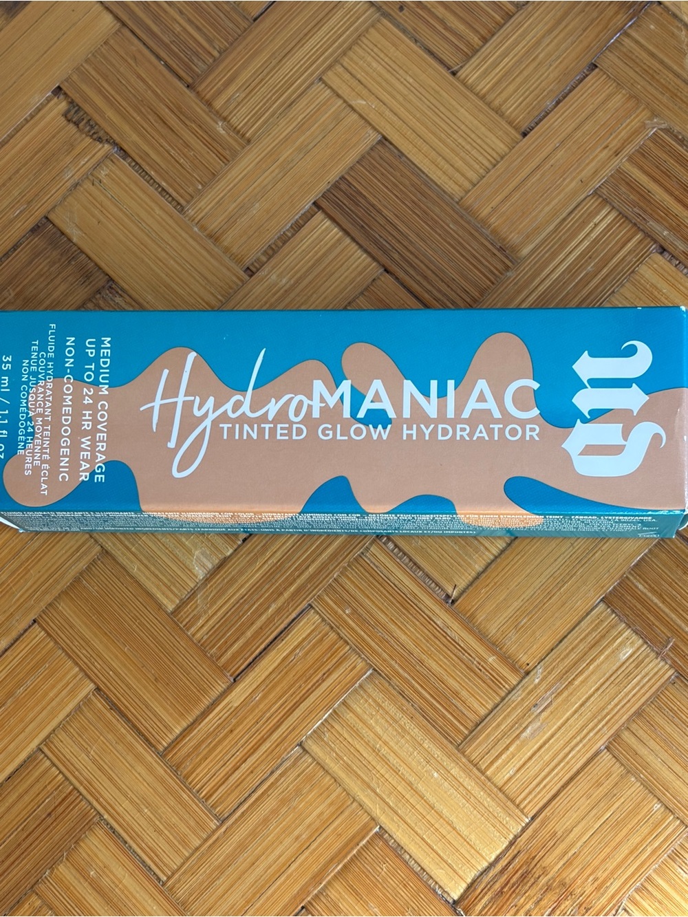 Urban Decay Hydromaniac Hydrating Dewy Foundation 51 Medium BNIB